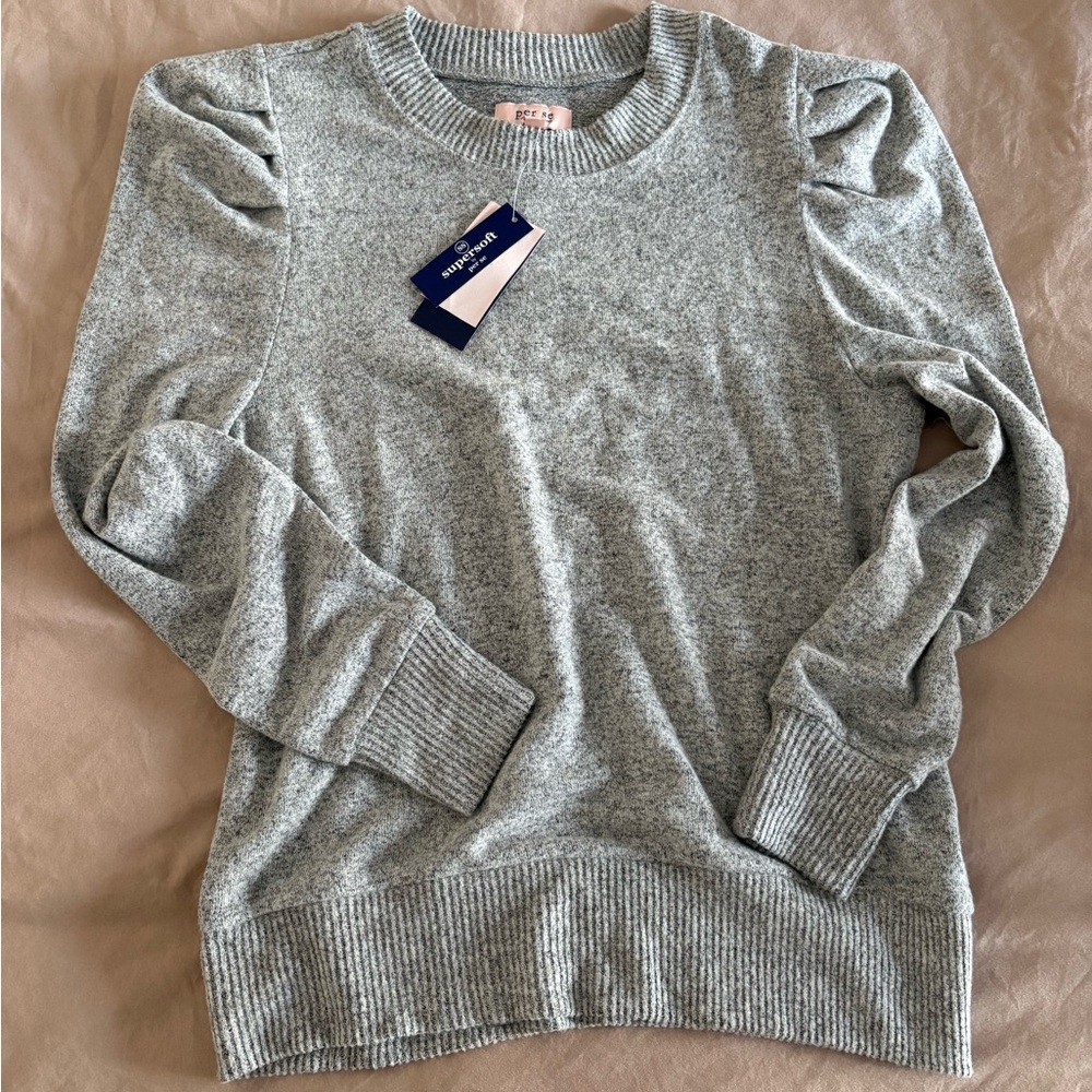 NWT Women's Gray Sweater